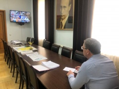 Махмуд Амиралиев принял участие в совещании под руководством Председателя Правительства РД Абдулмуслима Абдулмуслимова, где обсудили ход капремонта школ республики.